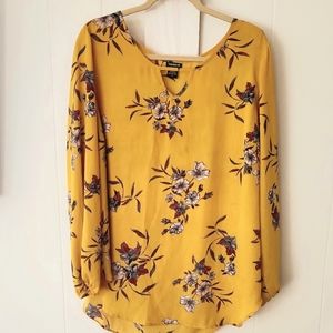 Yellow, Torrid, size 2 Blouse